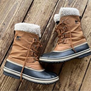 Sorel WINTER CARNIVAL™ 
Women's Waterproof Boot